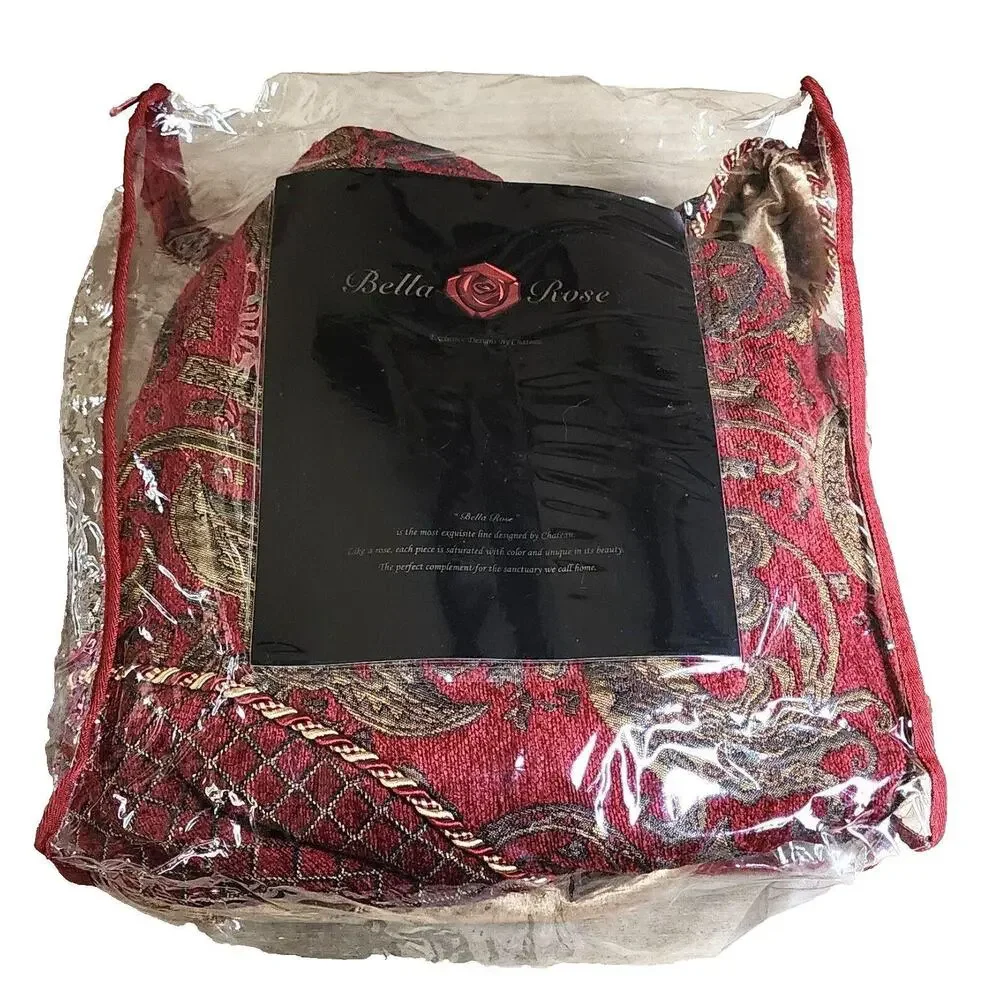 Bella Rose Christmas Tree Skirt Design By Chateau Red and Gold Pattern